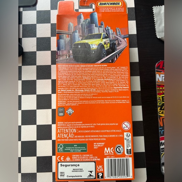 Matchbox City Adventure II - Picture 2 of 2